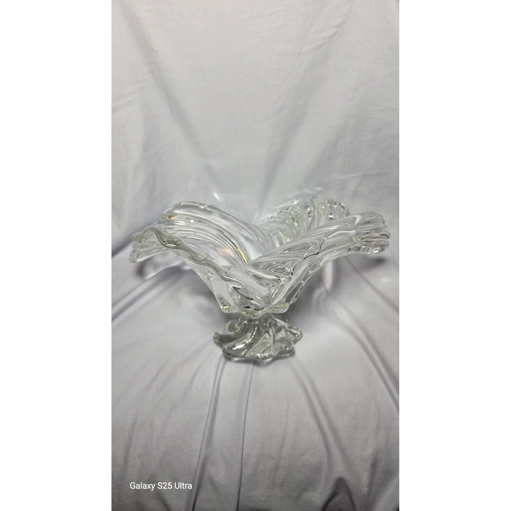 Vintage Clear Art Glass Ruffled Centerpiece Bowl Swirl Pedestal Fruit Dish